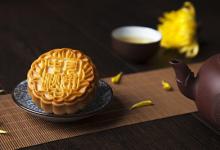 月餅陸續(xù)上市口味強調“創(chuàng)新” 八成禮盒200元以下