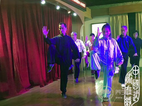 上海崇明戴迪<a href=http://m.aoa7937.com/jkys/ target=_blank class=infotextkey>養(yǎng)生</a>基地舉行中華武藝展示活動 上海崇明戴迪養(yǎng)生基地舉行中華武藝展示活動
