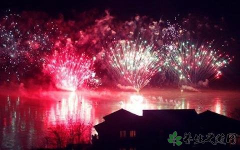 煙花求婚引火災(zāi) 發(fā)生火災(zāi)時怎么逃生