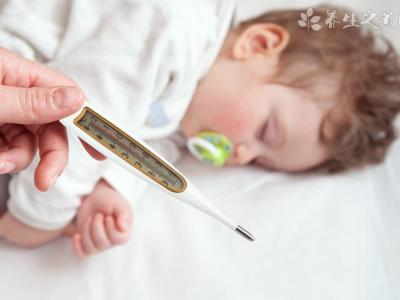 吃辣條提神致發燒 發燒注意事項有哪些