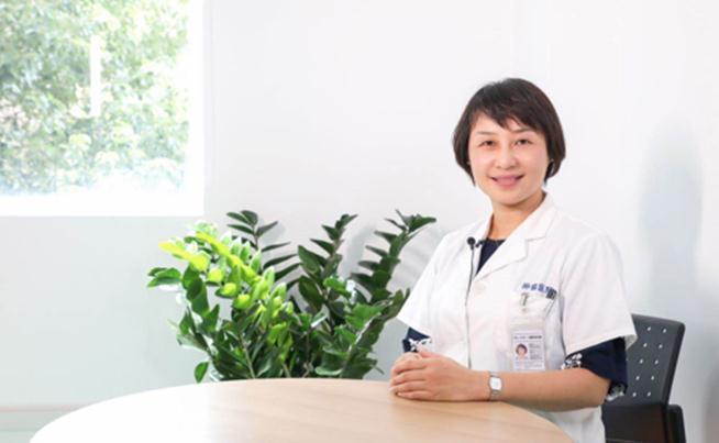 復旦腫瘤醫院與華米共同研究:可穿戴設備可促進乳腺癌康復-易網<a href=http://m.aoa7937.com/ target=_blank class=infotextkey>健康養生</a>網 復旦腫瘤醫院與華米共同研究:可穿戴設備可促進乳腺癌康復