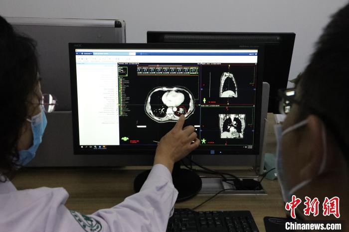 探訪中國首個碳離子癌癥治療中心:已達全球同等水平-易網<a href=http://m.aoa7937.com/ target=_blank class=infotextkey>健康養生</a>網 探訪中國首個碳離子癌癥治療中心:已達全球同等水平