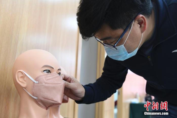 全球首個滅活口罩團體標準發布實施-易網健康<a href=http://m.aoa7937.com/jkys/ target=_blank class=infotextkey>養生</a>網 全球首個滅活口罩團體標準發布實施