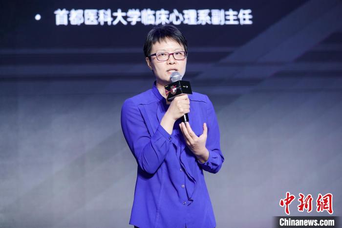 首屆“腦科學開放日”在京舉行 多領(lǐng)域?qū)<夜蔡侥X科學-易網(wǎng)健康<a href=http://m.aoa7937.com/jkys/ target=_blank class=infotextkey>養(yǎng)生</a>網(wǎng) 首屆“腦科學開放日”在京舉行 多領(lǐng)域?qū)<夜蔡侥X科學