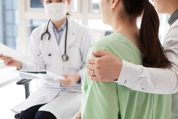 “你怎么這么不小心！” 流產，都是女人的錯嗎？