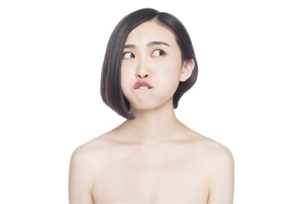 搞笑女的心酸:離幽默越近,離戀愛就越遠-易網健康養生網 搞笑女的心酸:離幽默越近,離戀愛就越遠