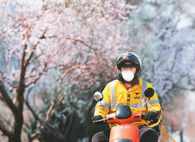 外賣封簽，守護(hù)“舌尖安全”（網(wǎng)上中國）