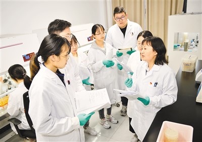 探索延緩衰老保障人民健康-易網健康<a href=http://m.aoa7937.com/jkys/ target=_blank class=infotextkey>養生</a>網 探索延緩衰老保障人民健康