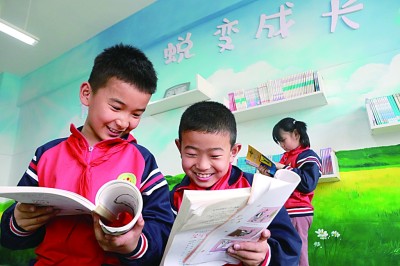 精心呵護學(xué)生身心健康