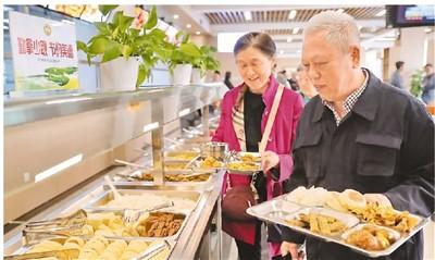 老年助餐，推得開還要辦得好