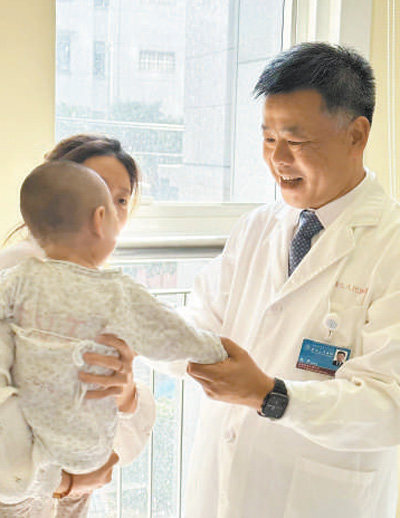 給更多人帶來聽力健康(講述·一輩子一件事)-易網健康<a href=http://m.aoa7937.com/jkys/ target=_blank class=infotextkey>養生</a>網 給更多人帶來聽力健康(講述·一輩子一件事)