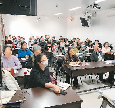 銀齡生活“有知有味”-易網<a href=http://m.aoa7937.com/ target=_blank class=infotextkey>健康養生</a>網 銀齡生活“有知有味”