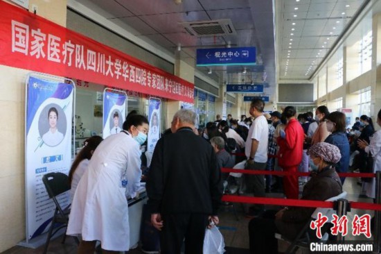 國家巡回醫療隊赴寧夏開展健康義診-易網健康<a href=http://m.aoa7937.com/jkys/ target=_blank class=infotextkey>養生</a>網 國家巡回醫療隊赴寧夏開展健康義診