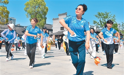 適老玩具何以走俏(健談)-易網健康<a href=http://m.aoa7937.com/jkys/ target=_blank class=infotextkey>養生</a>網 適老玩具何以走俏(健談)