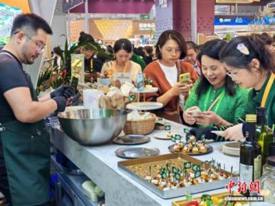 （第八屆進博會）“健康中國”向全球敞開機遇大門
