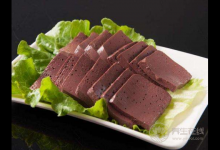 體內(nèi)垃圾太多怎么辦？常吃這4種食物，幫助清除身體垃圾
