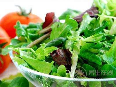 小伙水果當(dāng)飯連吃一個月進(jìn)ICU，吃水果這些事情需要注意