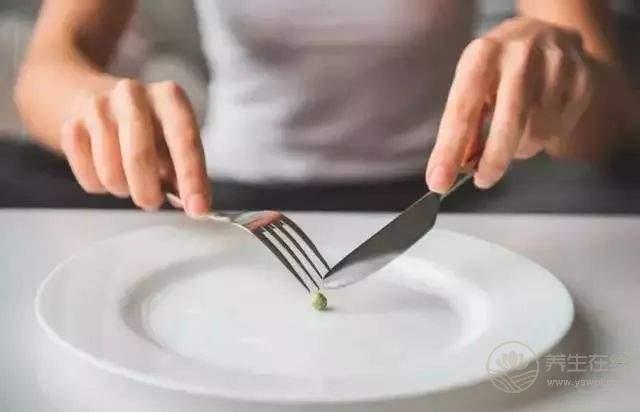 不吃肉更加健康?這些錯誤的養(yǎng)生方式讓你身體越來越差 不吃肉更加健康?這些錯誤的養(yǎng)生方式讓你身體越來越差