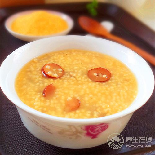 每天吃這三種食物，能很好的調理胃功能