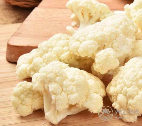 生活中常見(jiàn)的食物,居然能把血壓降下來(lái) 生活中常見(jiàn)的食物,居然能把血壓降下來(lái)