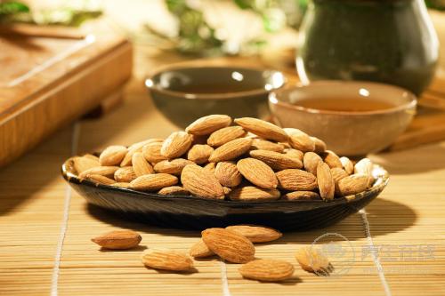 被當(dāng)做零食吃的杏仁，其實(shí)具有6種入藥價(jià)值