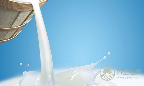 中了這5個(gè)喝牛奶的誤區(qū),牛奶就白喝了 中了這5個(gè)喝牛奶的誤區(qū),牛奶就白喝了