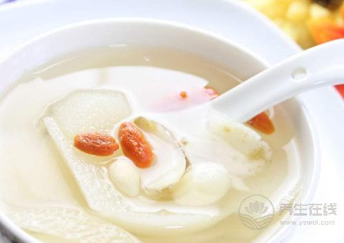 這3種水果煮著吃更“養人”，試一試會有驚喜