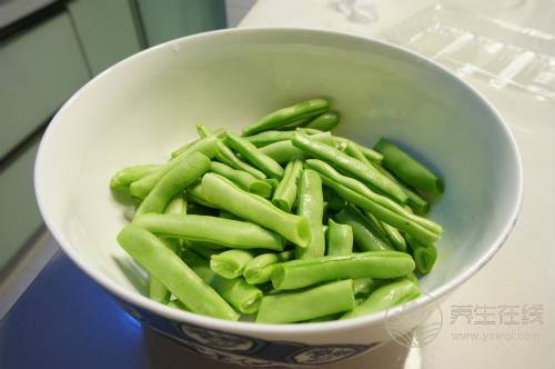 夏季謹(jǐn)防食物中毒!4種食物千萬別吃 夏季謹(jǐn)防食物中毒!4種食物千萬別吃