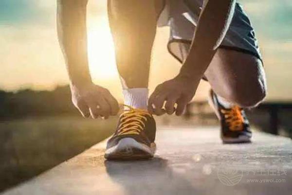 冬天跑步一定要注意幾點,盲目跑步對身體有害 冬天跑步一定要注意幾點,盲目跑步對身體有害