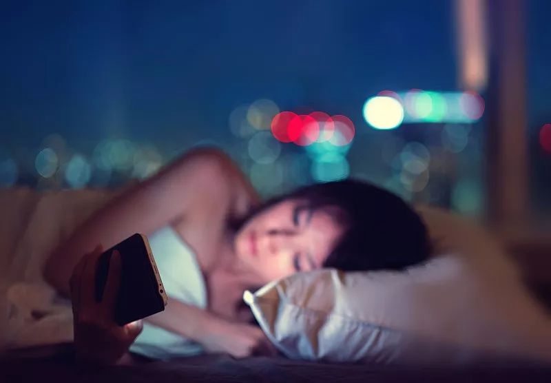 晚上不睡覺叫耗傷陽氣 早上不起來叫什么?