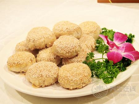 甜而不膩 老婆餅的做法-易網<a href=http://m.aoa7937.com/ target=_blank class=infotextkey>健康養生</a>網 甜而不膩 老婆餅的做法
