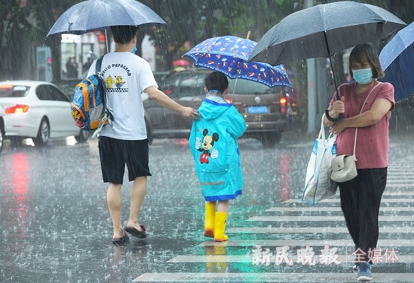 黃梅天到!警惕心血管病、胃腸道病-易網(wǎng)健康<a href=http://m.aoa7937.com/jkys/ target=_blank class=infotextkey>養(yǎng)生</a>網(wǎng) 黃梅天到!警惕心血管病、胃腸道病