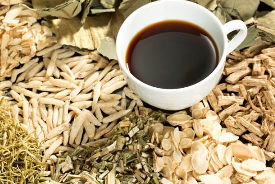 產后應該如何選擇飲食利于分泌乳汁身體恢復