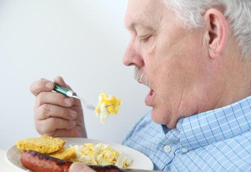 周期短的人一般不明白吃,中醫大師:人一但到中年,4種食材要少吃-易網健康養生網 周期短的人一般不明白吃,中醫大師:人一但到中年,4種食材要少吃