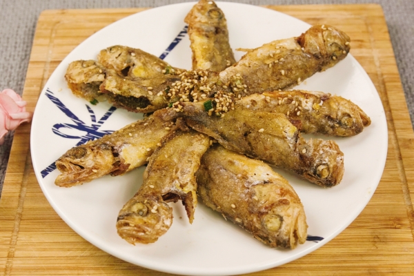 哪些人不能吃黃花魚(yú) 小黃魚(yú)怎么做好吃