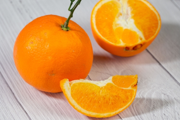 橙子的功效與作用、禁忌和食用方法