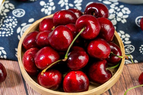 車(chē)?yán)遄邮欠襁m合高血壓患者食用