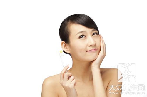 “咬”住你女友讓她發(fā)出“嗷嗷嗷”                                      (1)