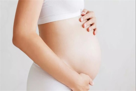 女性懷孕后同房次數(shù)要減少，性愛過程中要注意這些