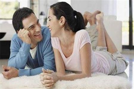 懷孕三個月可以同房嗎？夫妻性生活要注意孕期的三個階段