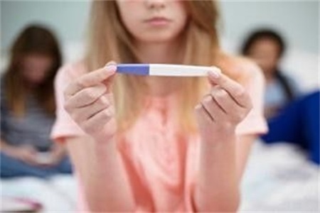 懷孕的初期癥狀，女人懷孕前不可忽視的三點(diǎn)