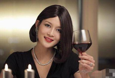 安全感是什么?女人要的安全感你一定要知道-易網<a href=http://m.aoa7937.com/ target=_blank class=infotextkey>健康養生</a>網 安全感是什么?女人要的安全感你一定要知道
