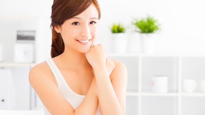女人談戀愛后有哪些變化-易網<a href=http://m.aoa7937.com/ target=_blank class=infotextkey>健康養生</a>網 女人談戀愛后有哪些變化