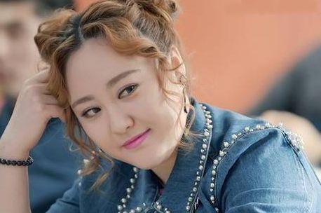 因戲增肥200斤的胖妞，慘遭7歲男友拋棄，瘦后美的驚艷