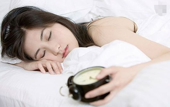 成功減掉30斤還撩到小15歲男友，走上顏值巔峰的她做了什么？