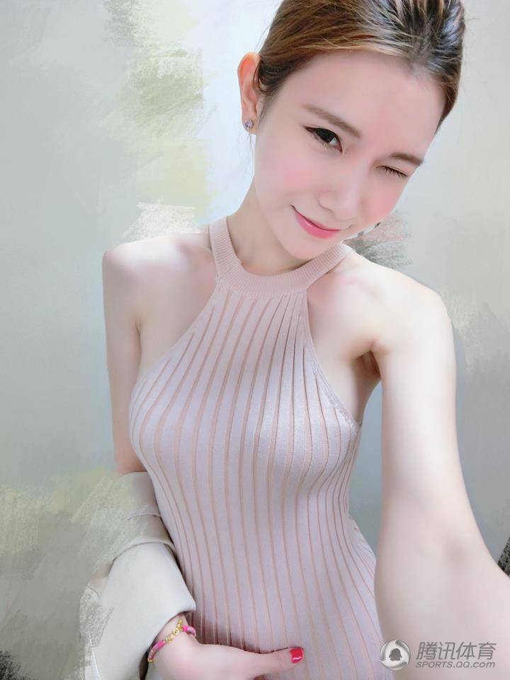 臺灣軟妹秀瑜伽走紅 網友：想當陪練