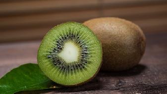 減肥妙招 改吃椰菜花飯,一個(gè)月內(nèi)減重5公斤-易網(wǎng)健康<a href=http://m.aoa7937.com/jkys/ target=_blank class=infotextkey>養(yǎng)生</a>網(wǎng) 減肥妙招 改吃椰菜花飯,一個(gè)月內(nèi)減重5公斤