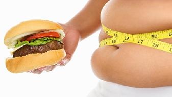 如何控制飲食減肥?飲食減肥一個月瘦30斤?-易網健康<a href=http://m.aoa7937.com/jkys/ target=_blank class=infotextkey>養生</a>網 如何控制飲食減肥?飲食減肥一個月瘦30斤?