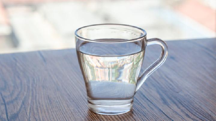 甲亢可以減肥嗎?甲亢患者減肥飲食要注意什么?-易網(wǎng)<a href=http://m.aoa7937.com/ target=_blank class=infotextkey>健康養(yǎng)生</a>網(wǎng) 甲亢可以減肥嗎?甲亢患者減肥飲食要注意什么?