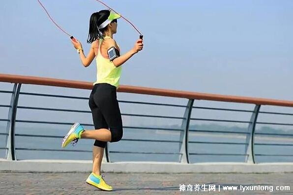 為什么千萬(wàn)不要跳繩減肥，5類人不合適(附跳繩減肥減脂正確法)